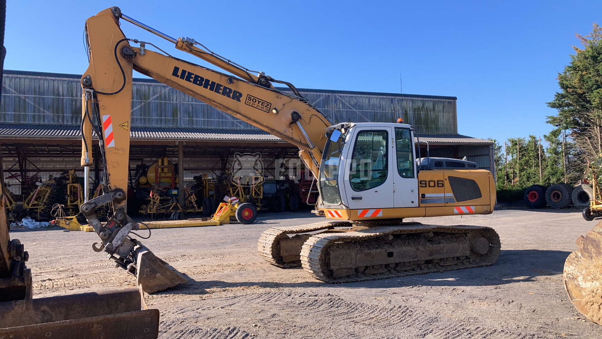 Liebherr R906 LC Litronic with two buckets - - Used Tracked Excavator