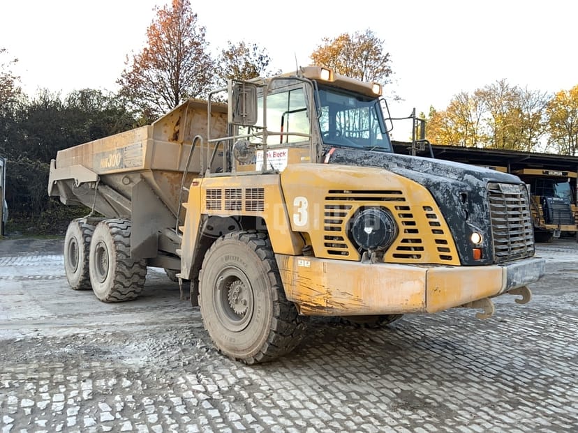 Picture of the Komatsu HM300-3