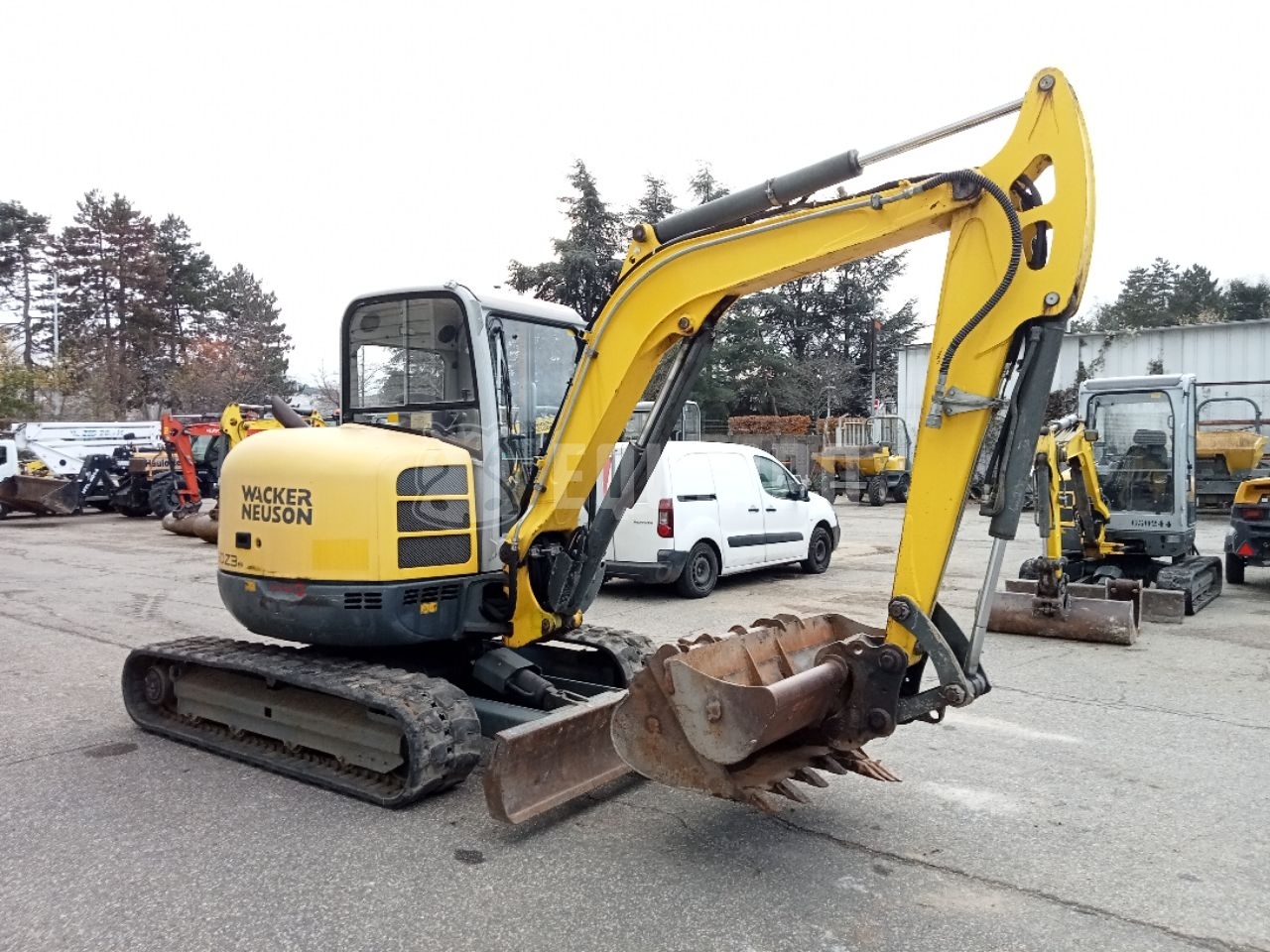 Wacker Neuson 50Z3 with 3 excavator buckets - - Used Mini Excavator < 7t