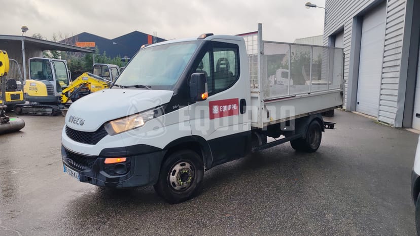 Picture of the Iveco 35C13