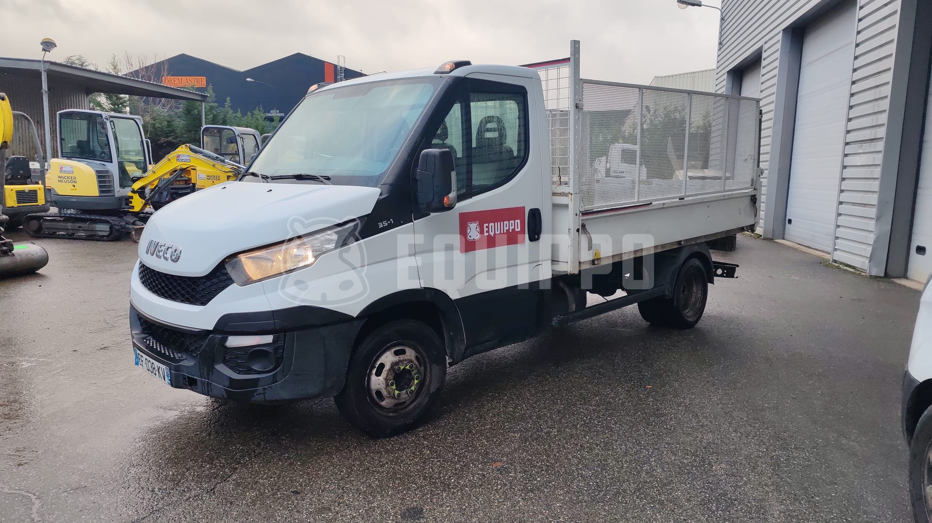 Iveco 35C13  - - Used Commercial Vehicle - Tipper
