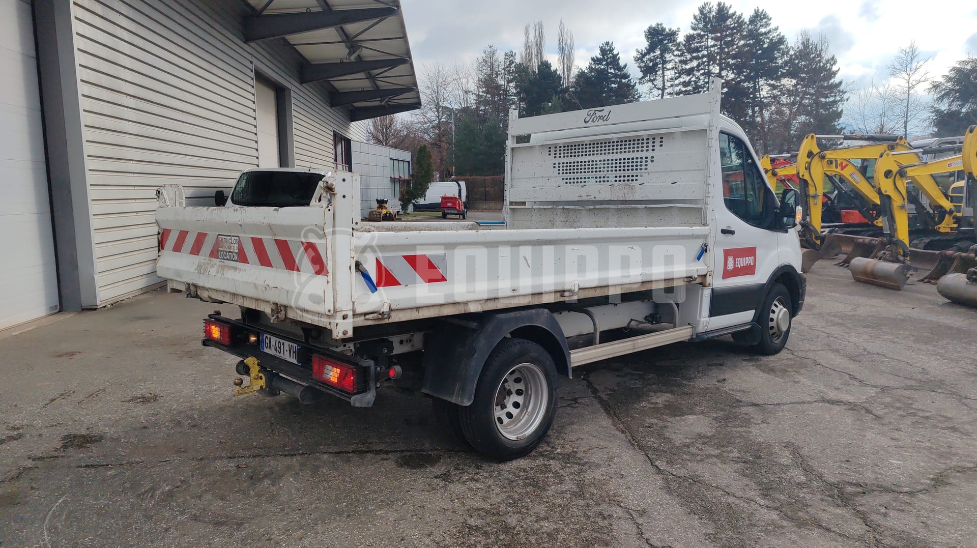 Ford TRANSIT  - - Used Commercial Vehicle - Tipper