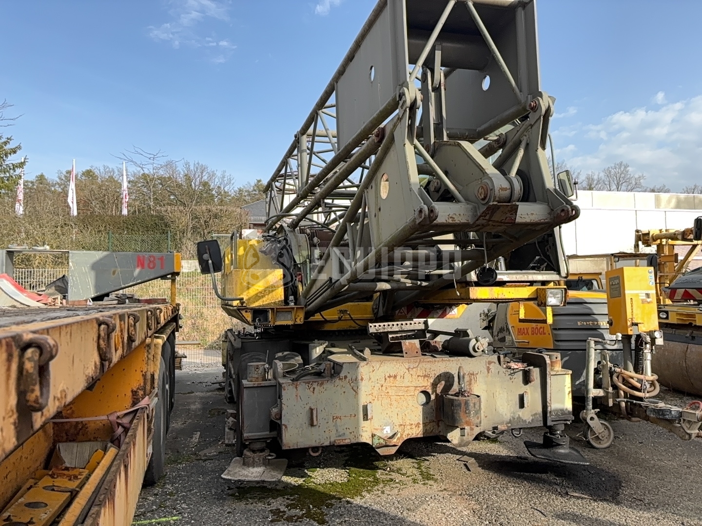 Sennebogen 625 M for parts only - - Used Mobile Crane