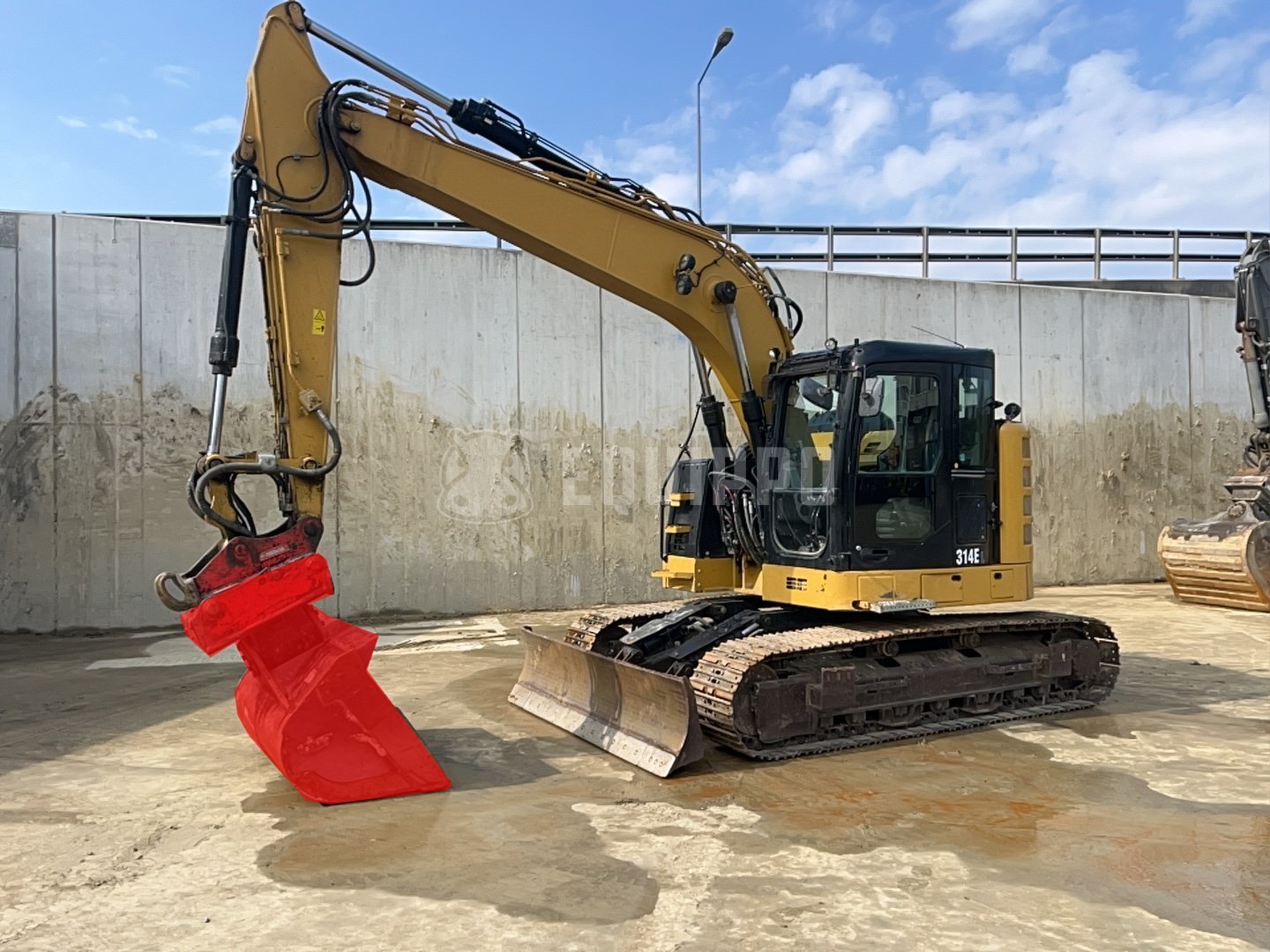 Caterpillar 314E LCR - - Used Tracked Excavator