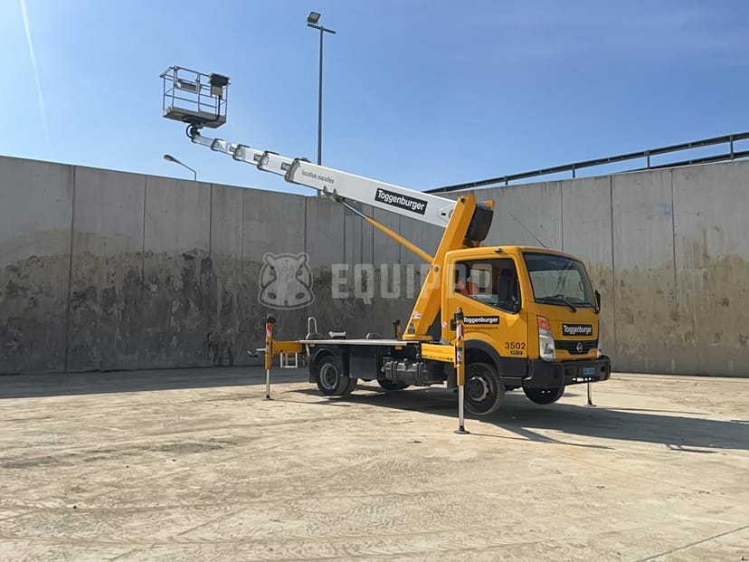 Picture of the Palfinger P260B (26m) on Nissan 3.5 ton