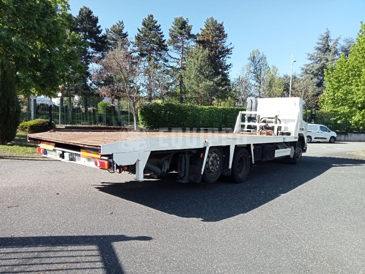 Volvo FM6229A - - Used Flat-bed Truck