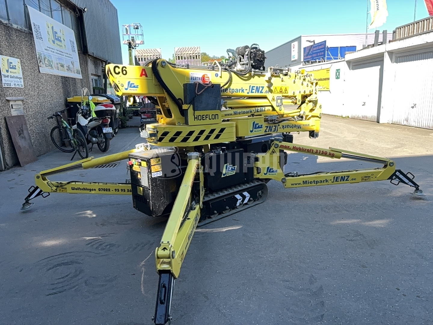 Hoeflon C6  - - Used Crawler Crane