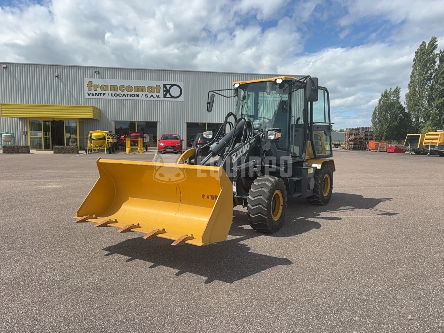XCMG XC916E with bucket and forks - - Used Wheel Loader