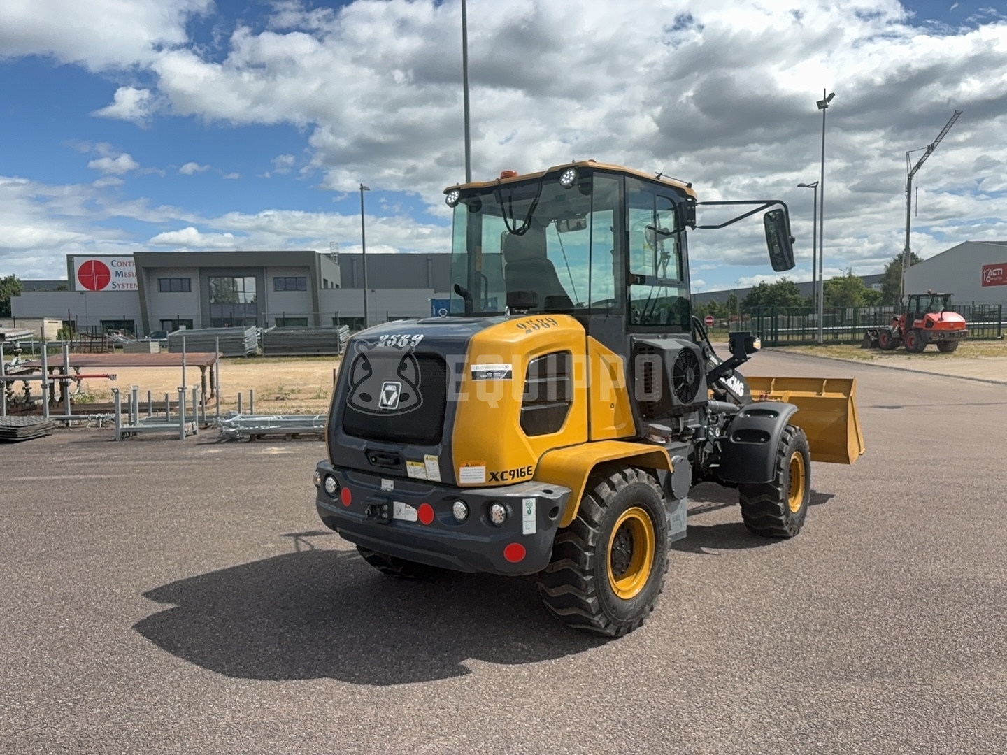 XCMG XC916E with bucket and forks - - Used Wheel Loader