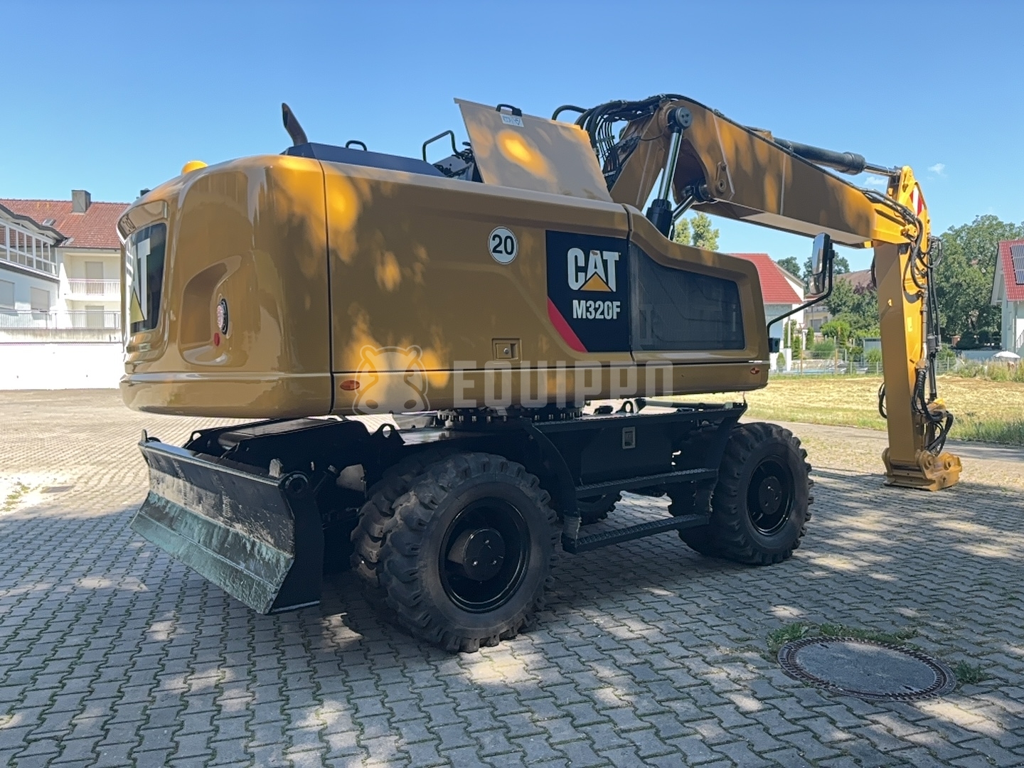 Caterpillar M320F  - - Used Wheeled Excavator