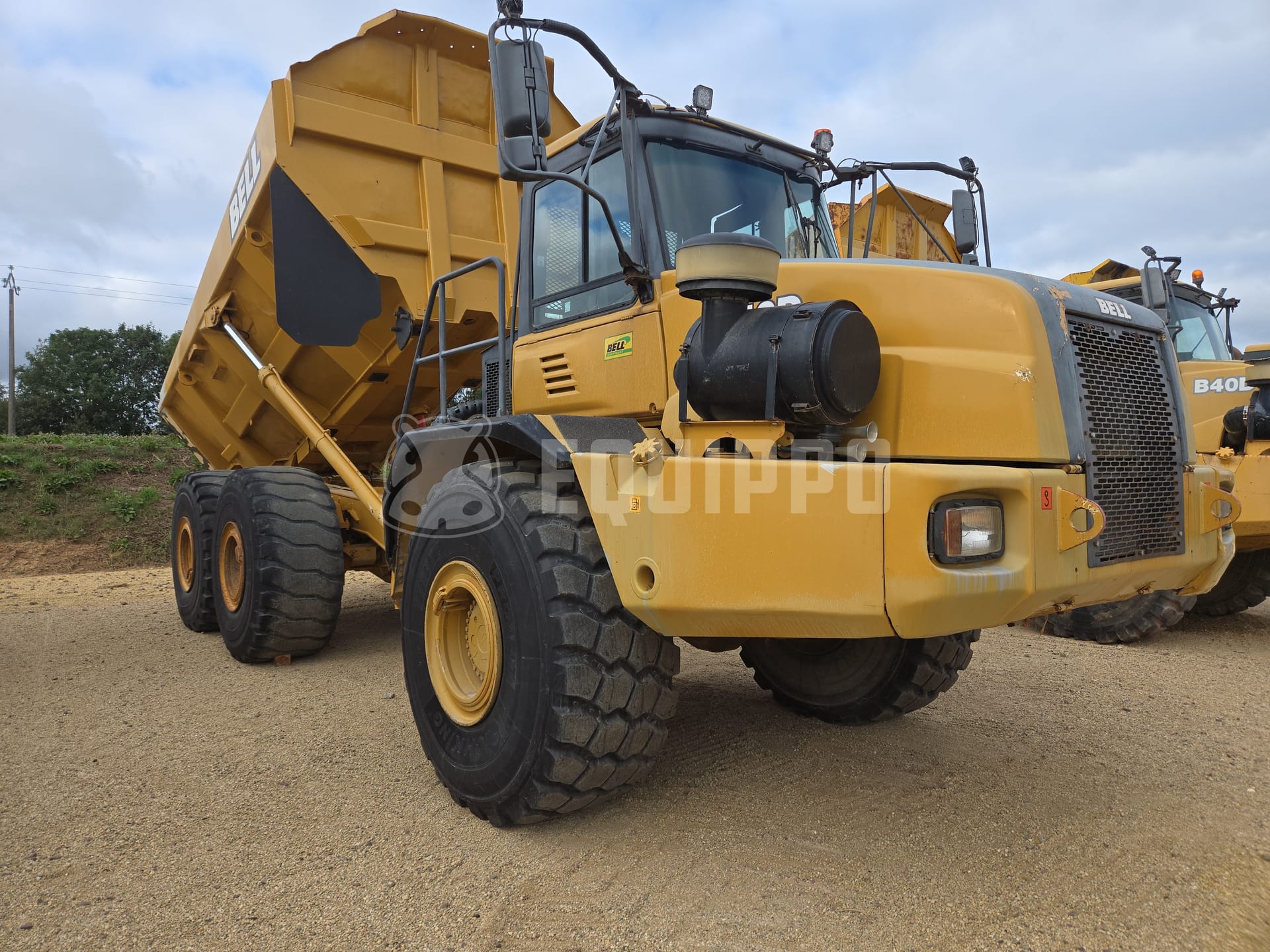 Bell B40D  - - Used Articulated Dump Truck
