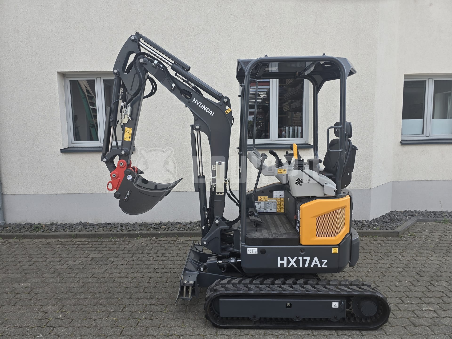 Hyundai HX17AZ  - - Used Mini Excavator  < 7t