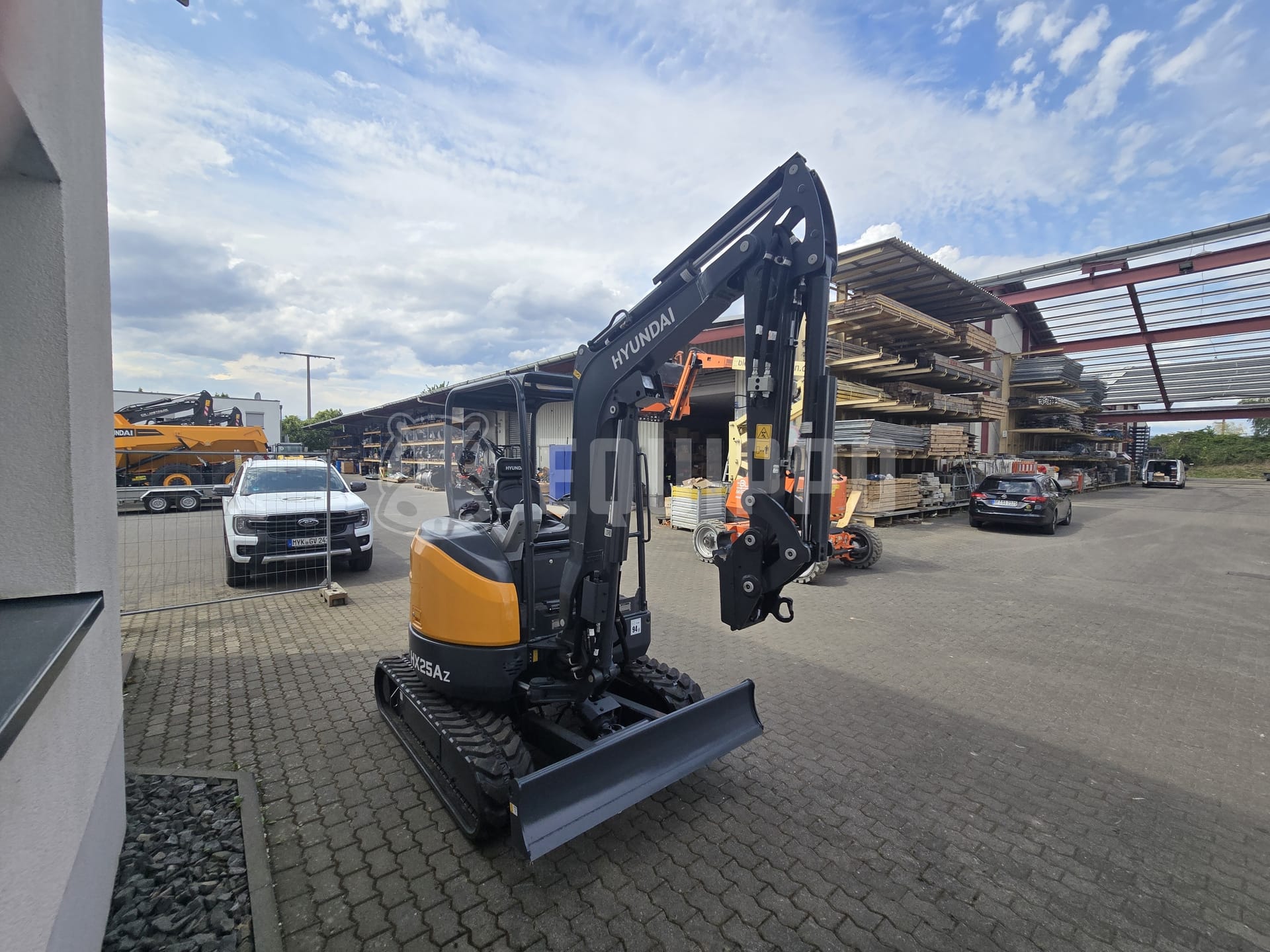 Hyundai HX25AZ  - - Used Mini Excavator  < 7t