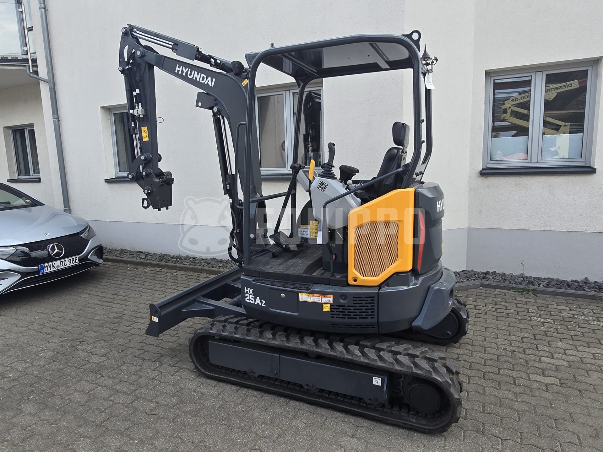 Hyundai HX25AZ  - - Used Mini Excavator  < 7t