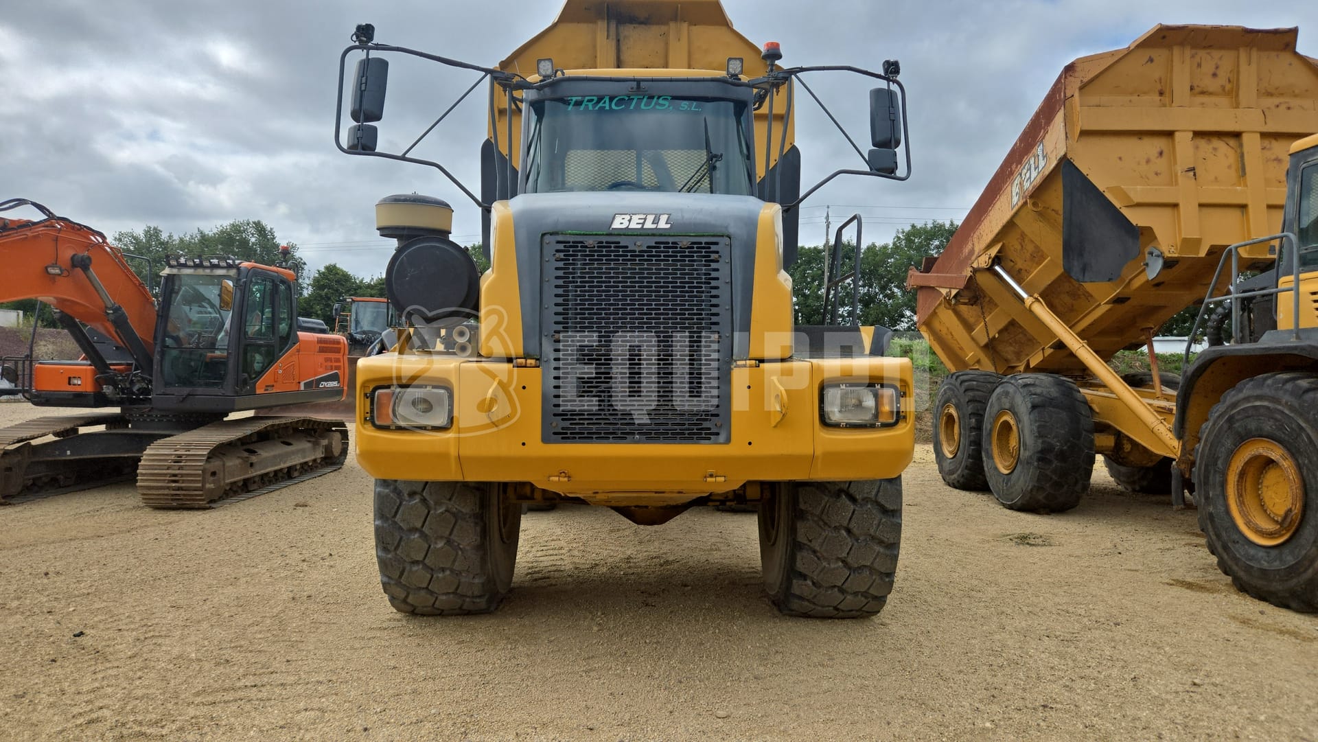 Bell B40D  - - Used Articulated Dump Truck