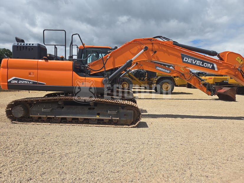 Picture of the Doosan DX225LC-5