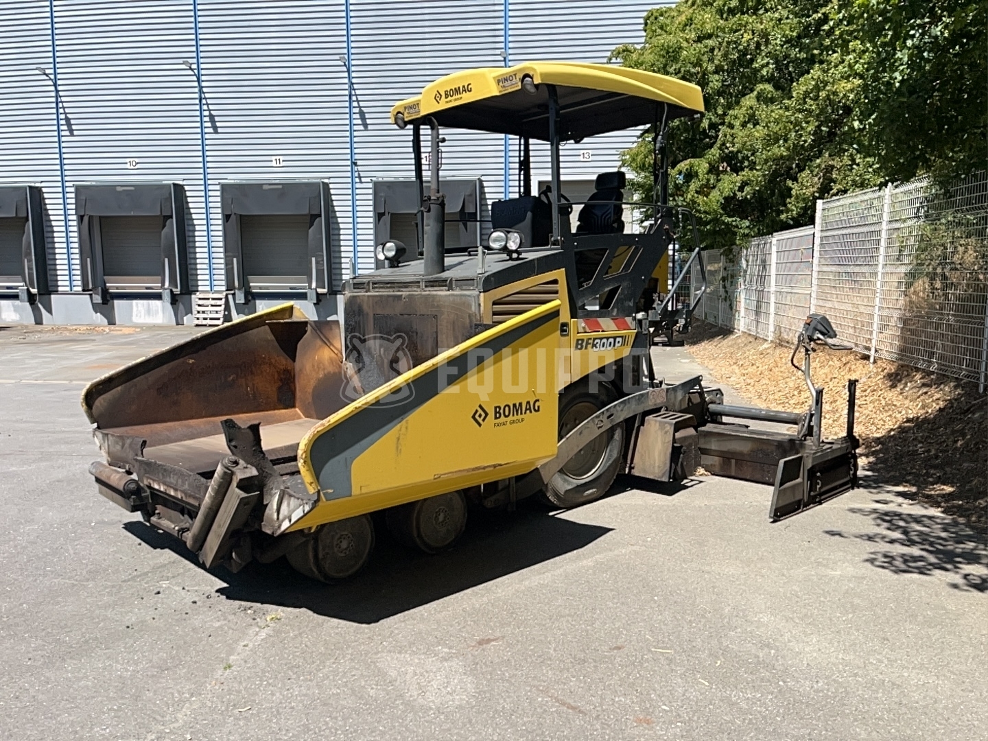 Bomag bf 300 p  - - Used Asphalt Paver